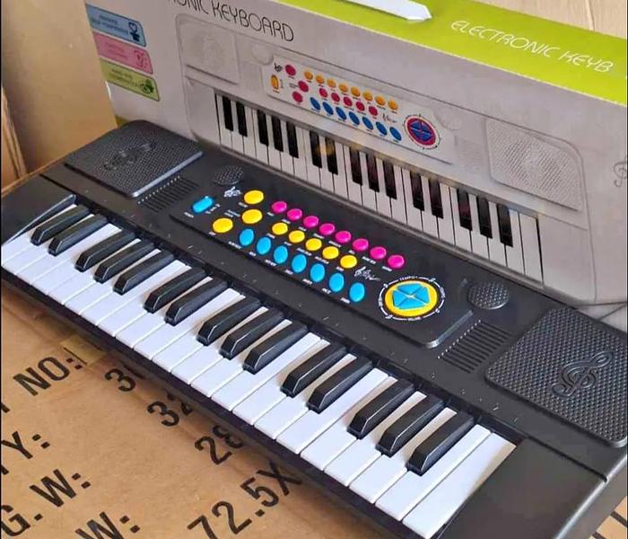 37 keys electronic keyboard with a charging cable and microphone 🎤 image