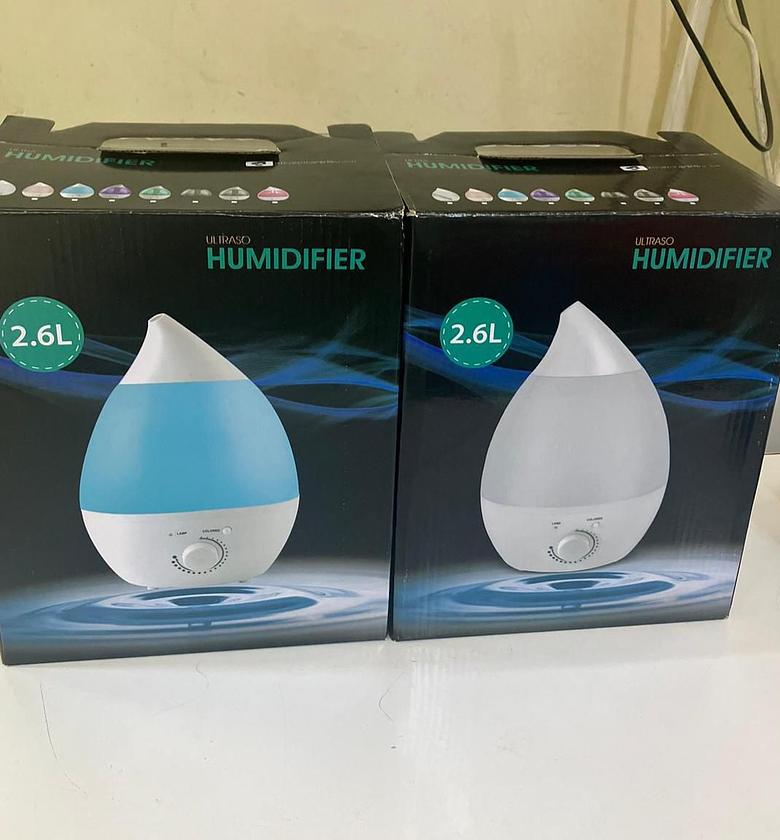HUMIDIFIER. 2.6Litre Humidifier image