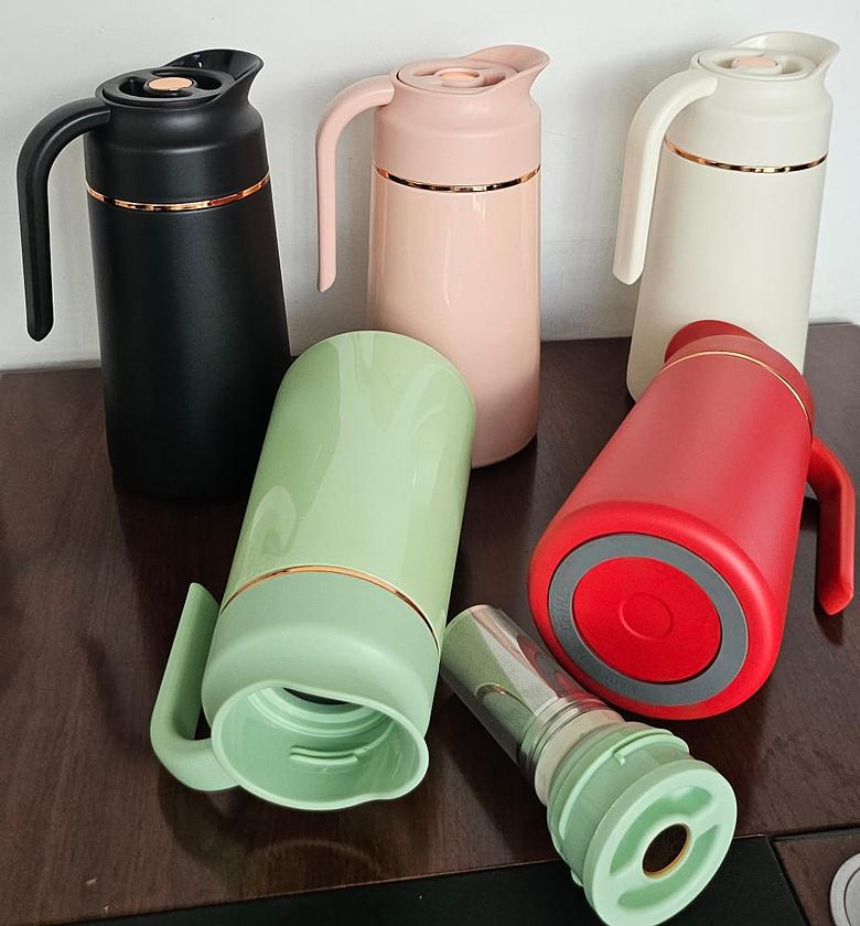 1.9L high quality stainless steel inner layer Unbreakable flask image