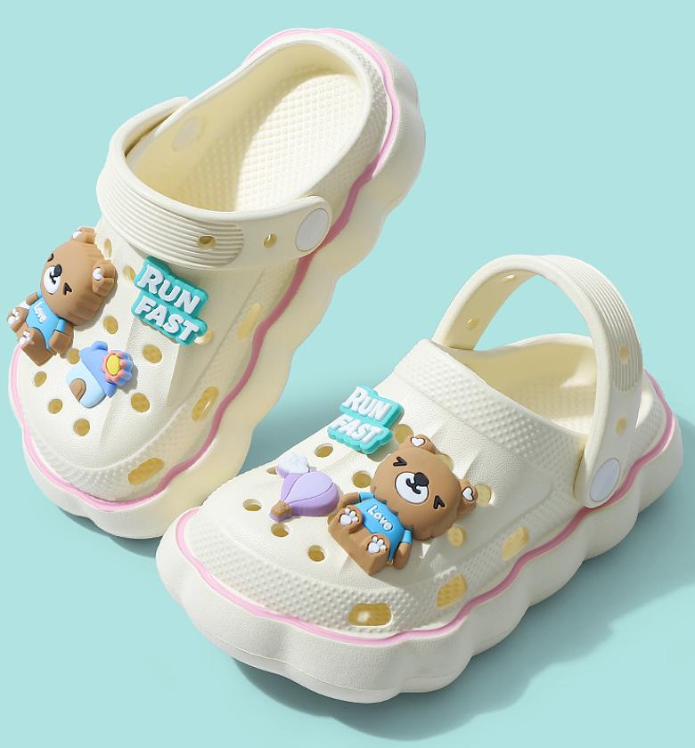 Run Fast Bear Crocs image