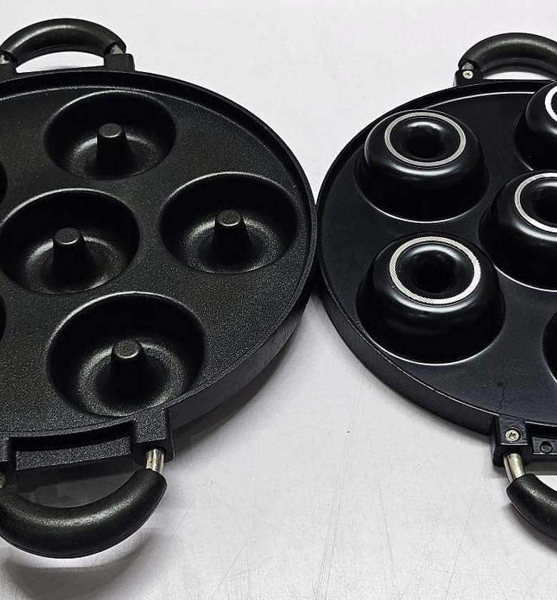  mini donut maker for holiday, kid-friendly, breakfast or snack, desserts & more with non-stick surface, makes 7 doughnuts, white image