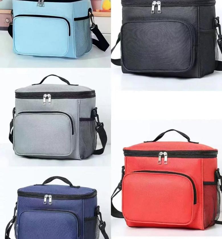 Thermal insulated lunch bag / Cooler Bag. image