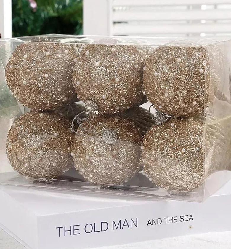 6pc set high quality glitter christmas ball. image