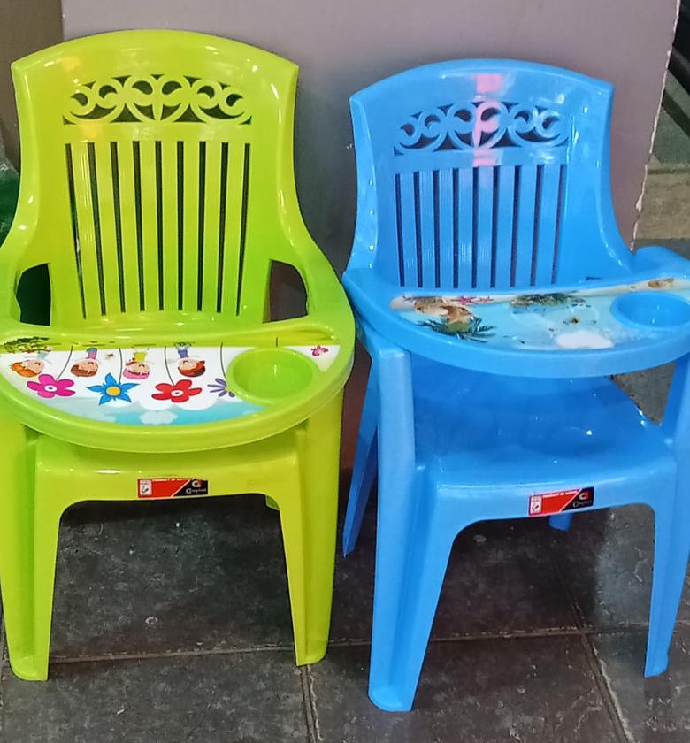 KIDS FEEDING CHAIR.Complast Classic Feeding Baby Chair With Table image