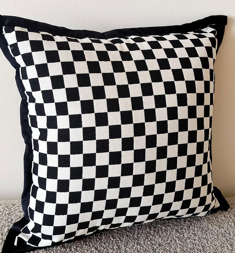 Checkered pillow cover  image