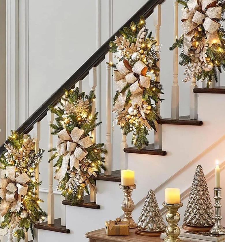 Christmas Swag Wreath Pendants LED Lights Staircase Wreath Ornament Swag Trim Garland Door Window Decoration. image