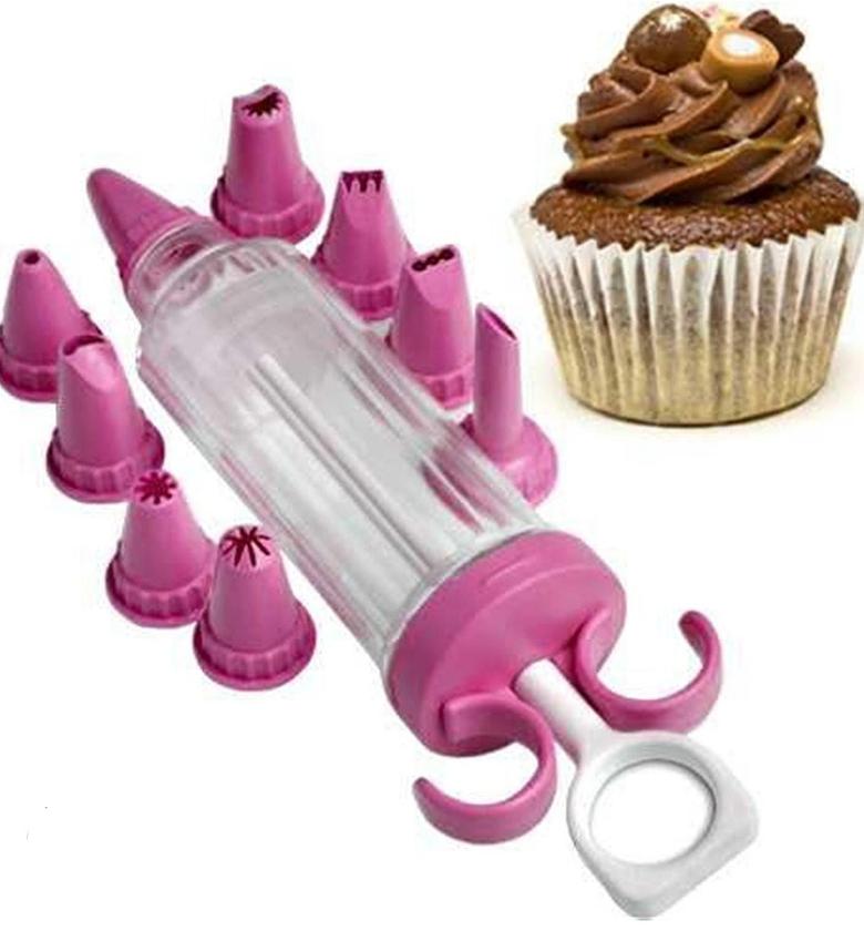 CAKE DECORATING SET. Cake decorating set and cream pump image