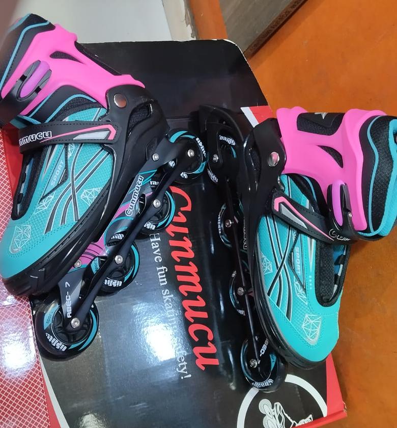 SKATES. Adults skates image