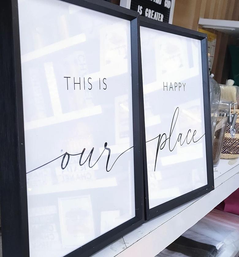 Happy place set image