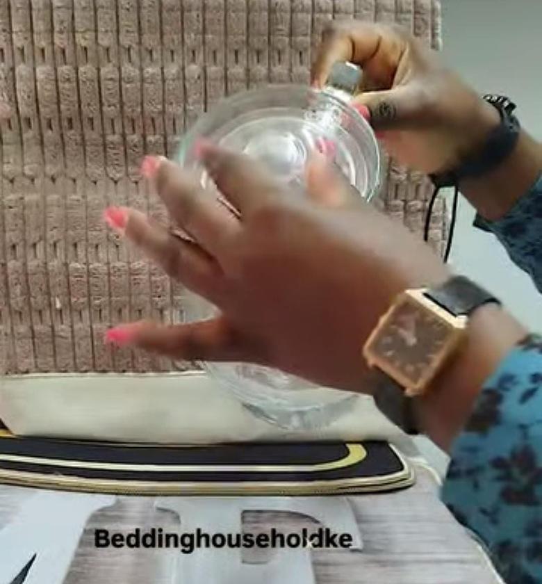 Juice/water jug image