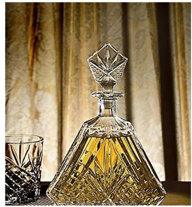 Whiskey decanter set for liquor scotch bourbon or wine - irish cut triangular clear image