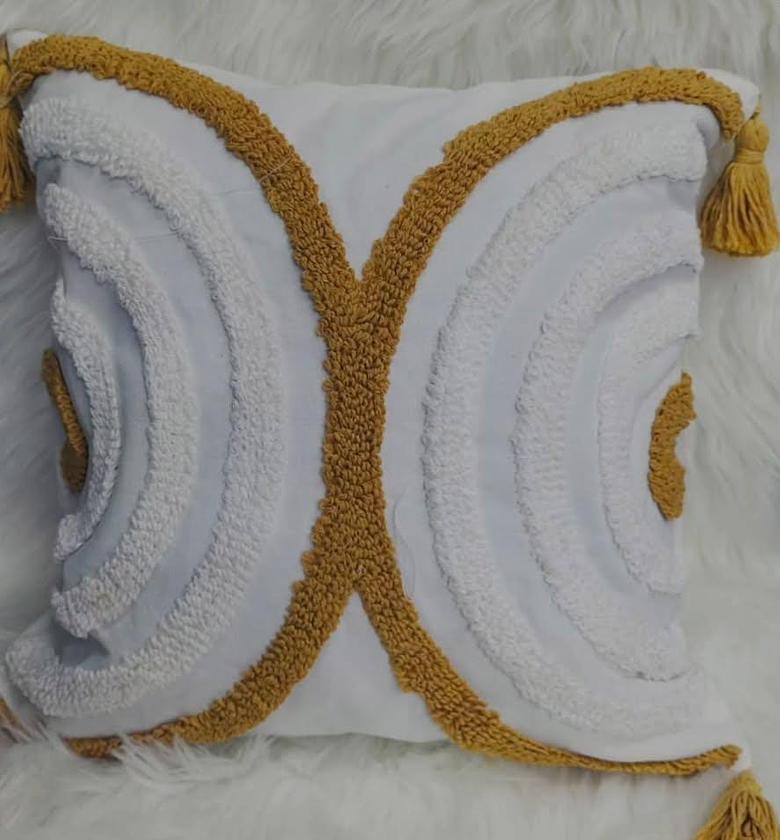 Boho throw pillow covers with tassels, image