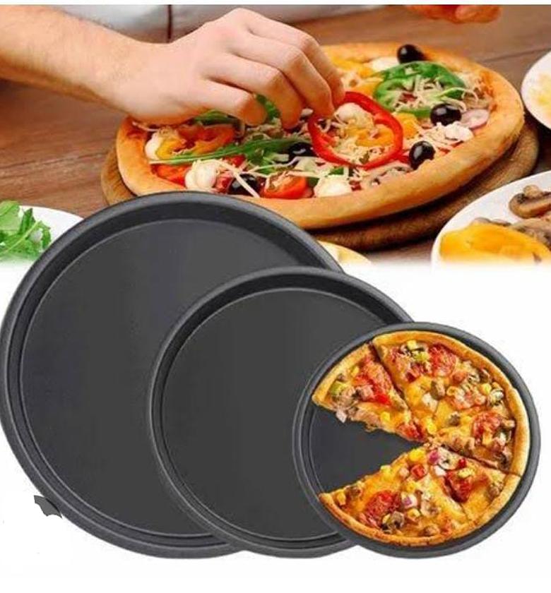 PIZZA PAN. 3 pcs pizza pan image