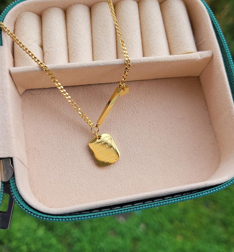 Plain gold necklace  image