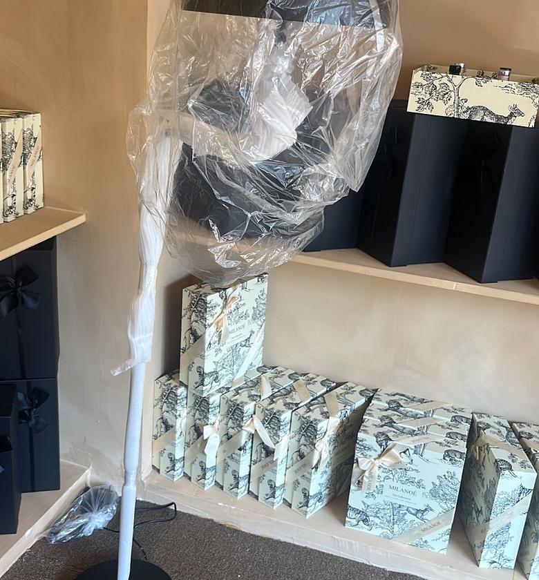 Come Cave lamp black image