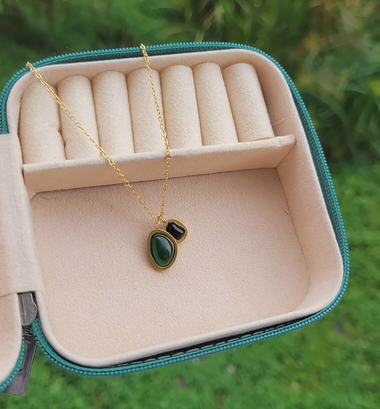 Dodo green necklace  image