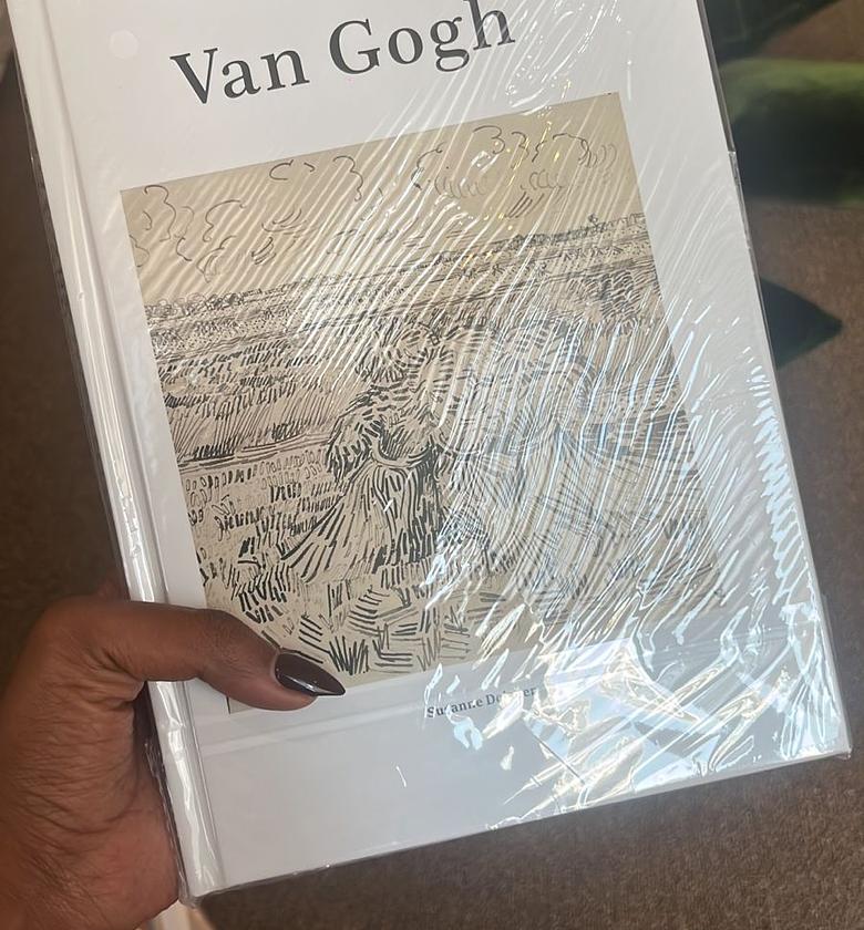 Van Gogh real coffee table book  image