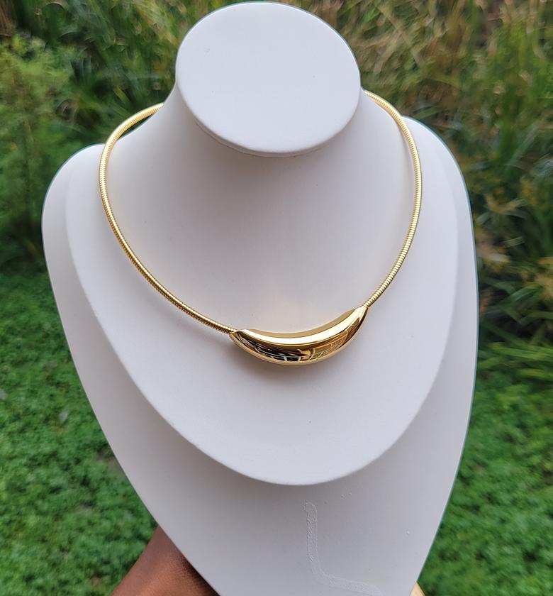 Kora necklace  image