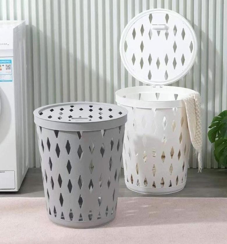 Large capacity laundry/storage basket with cove image