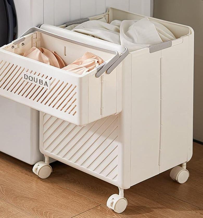Foldable laundry basket with detachable small basket. image