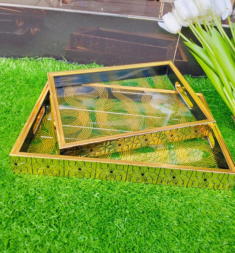 A set of 2pcs diff sizes Classy Trays  image