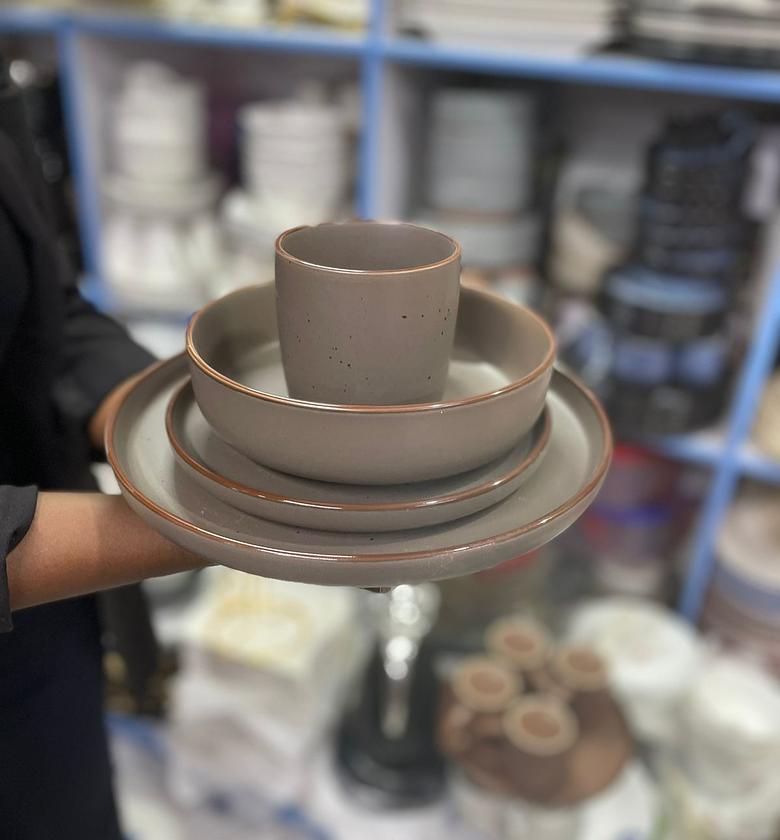 24pcs ceramic dinner set  image