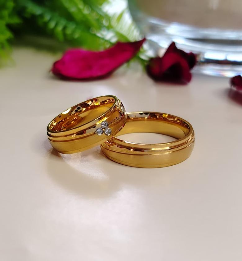 Stainless steel gold plated wedding band image