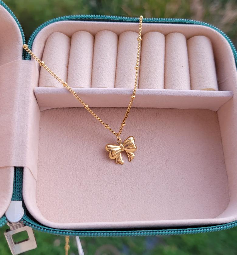 Short bow necklace  image