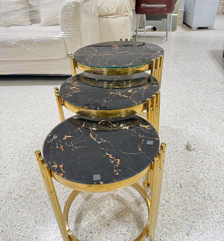 NESTING COFFEE TABLE image