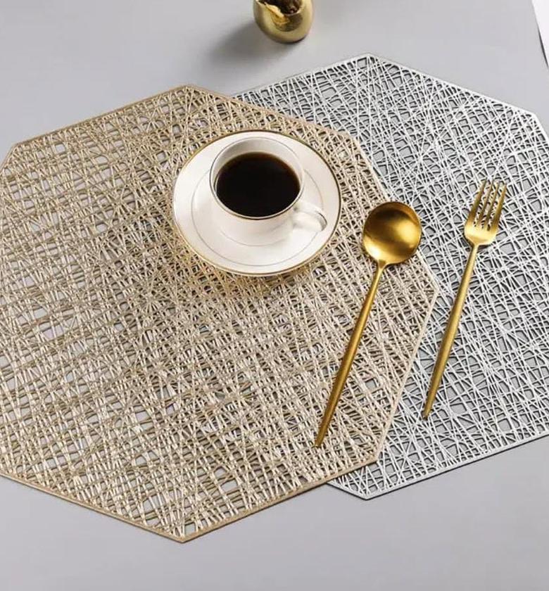 6pcs PVC  table mats. image
