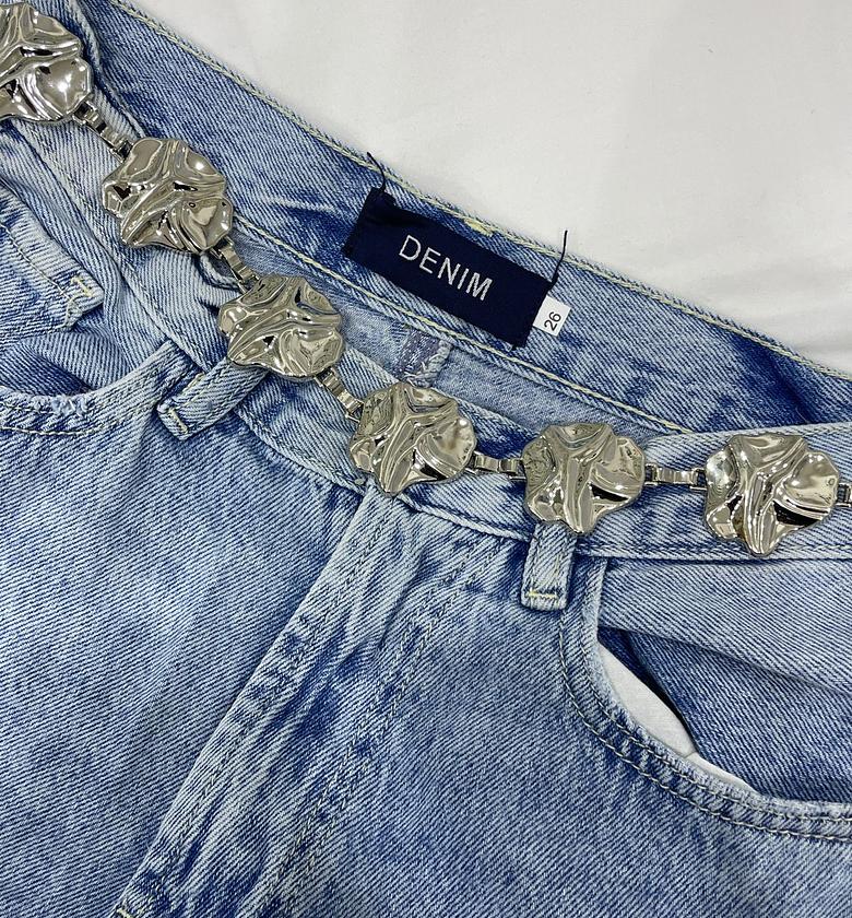 Sculpted Rose Chain Belt image