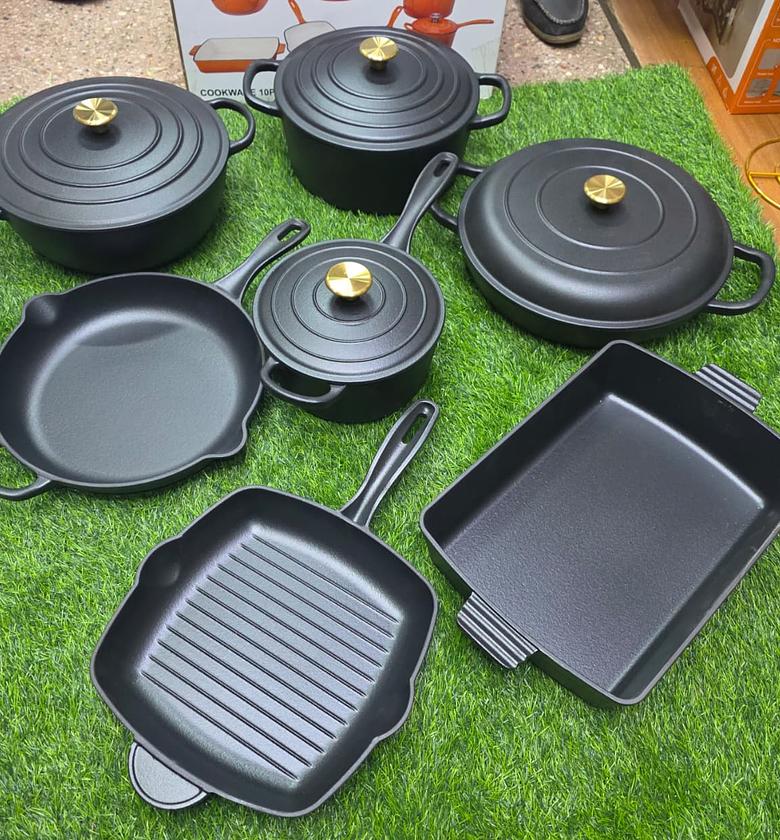 11 pcs MAT Cast iron cooking pots*  image