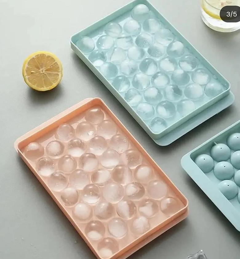 Round ice cube tray image