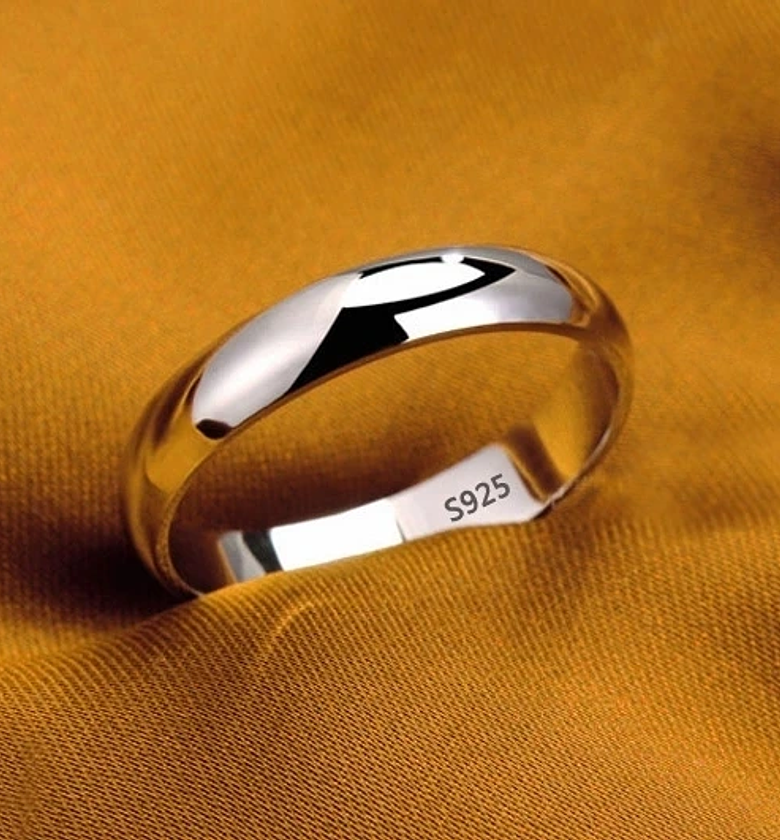 Sterling silver wedding ring/band 4mm image