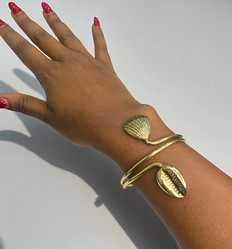 Mirembe Shell Bracelets image