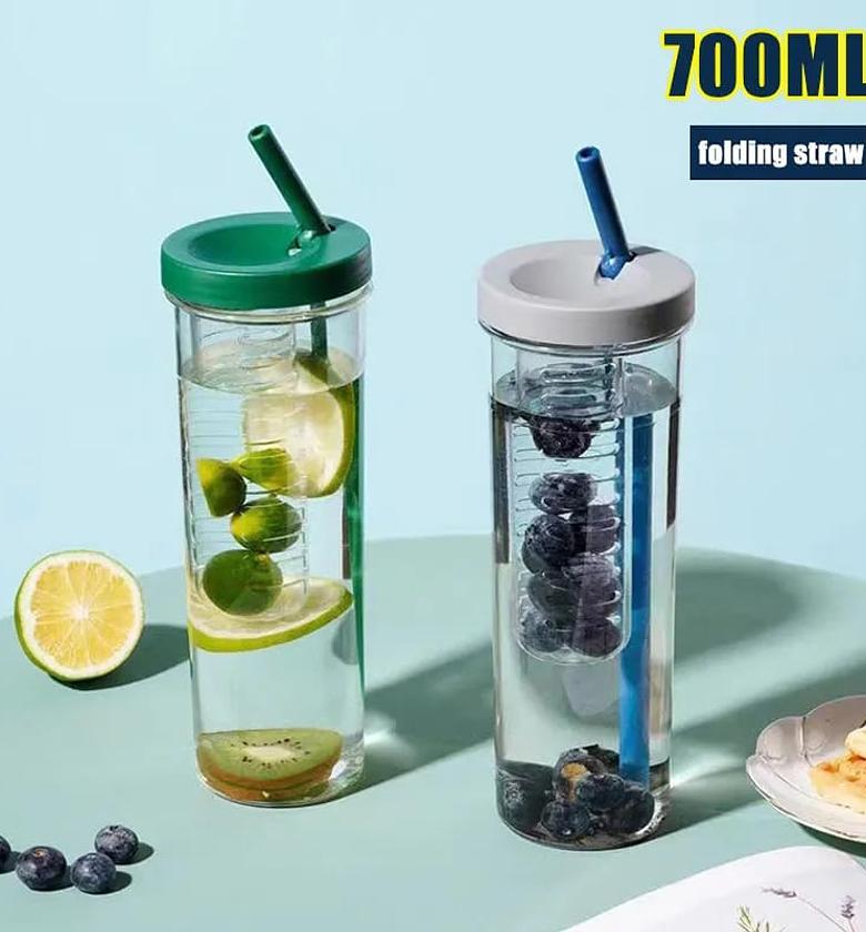 Cute Water Bottle With Foldable Straw 700ML image