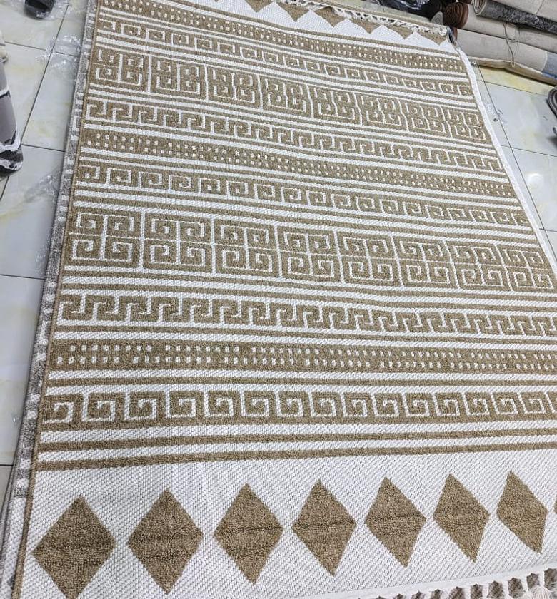 Handwoven Geometric Cotton Area Rug/ Carpet image