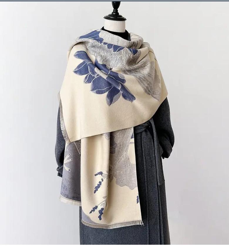 Cashmere Scarf - NAVY/CREAM image