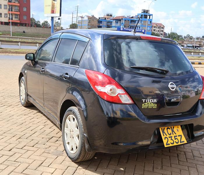 Nissan Tiida Hatchback KCK, YOM 2010 Model,  Automatic, Rating 1500c image