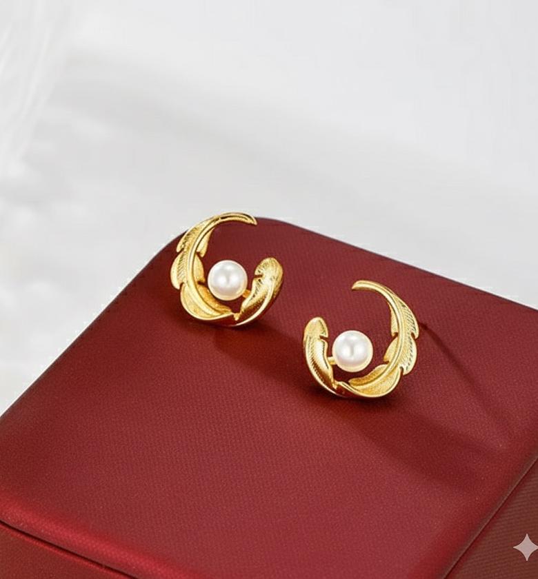 Petal n Pearl Stud Earrings  image