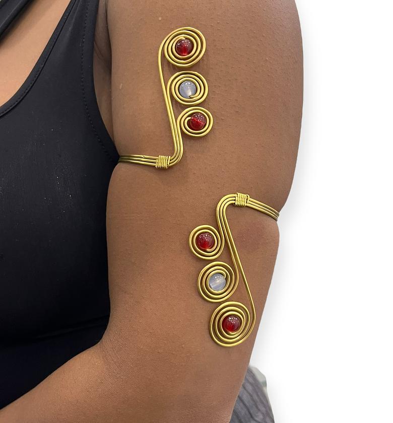 Hodari Arm Cuff image