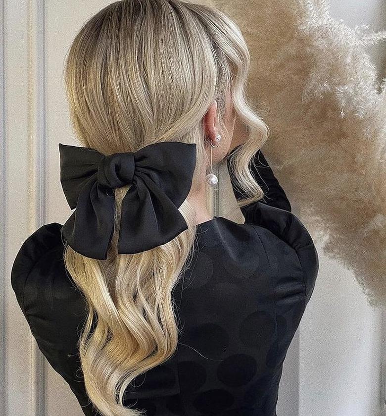 Hair bows  image