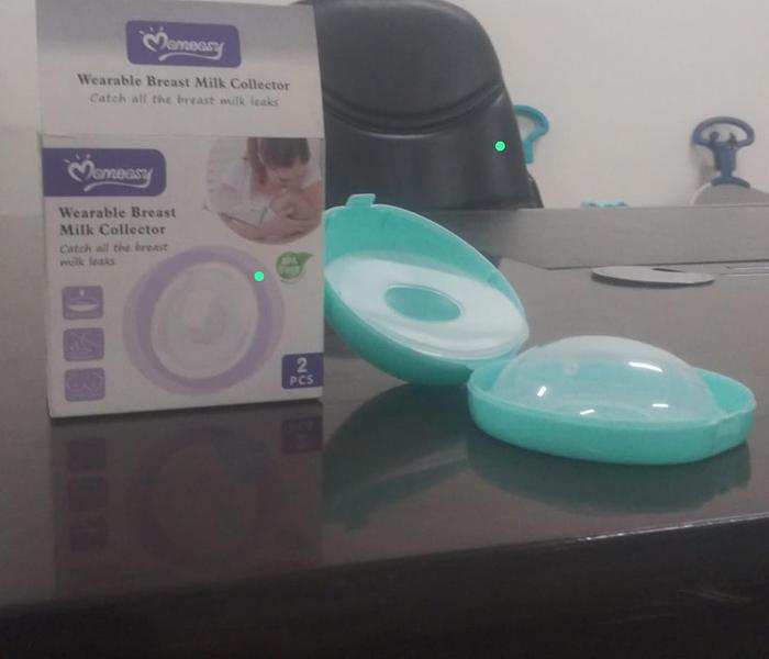 Mom Easy Reusable BPA-free Wearable Milk Collector image