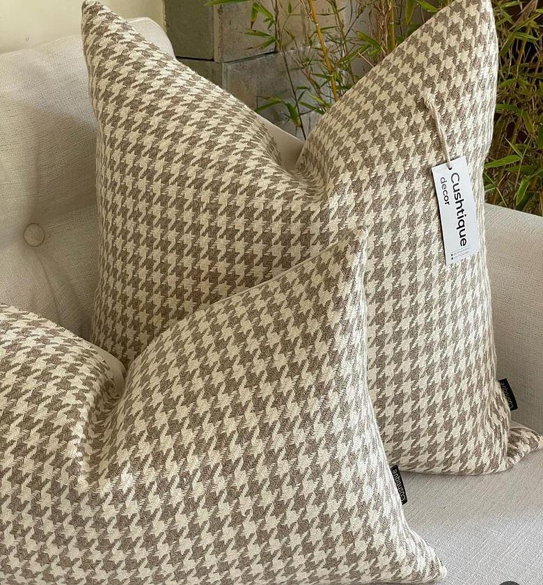 HOUNDSTOOTH WOVEN CUSHION image