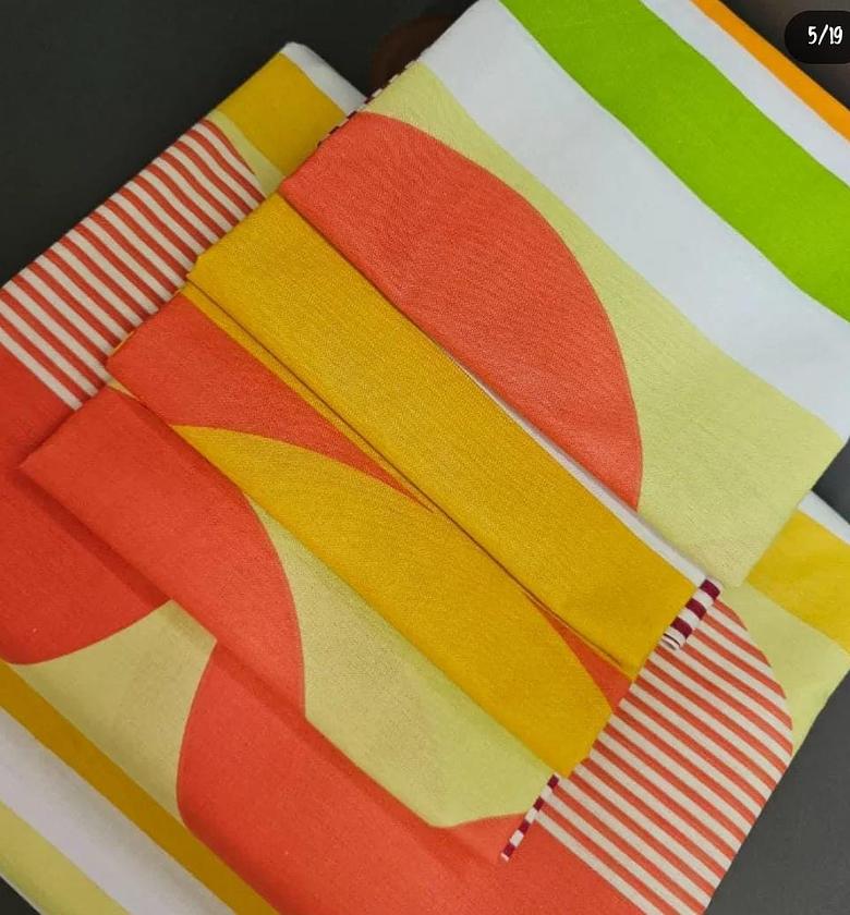 2 bedsheets and 4pillowcases. image