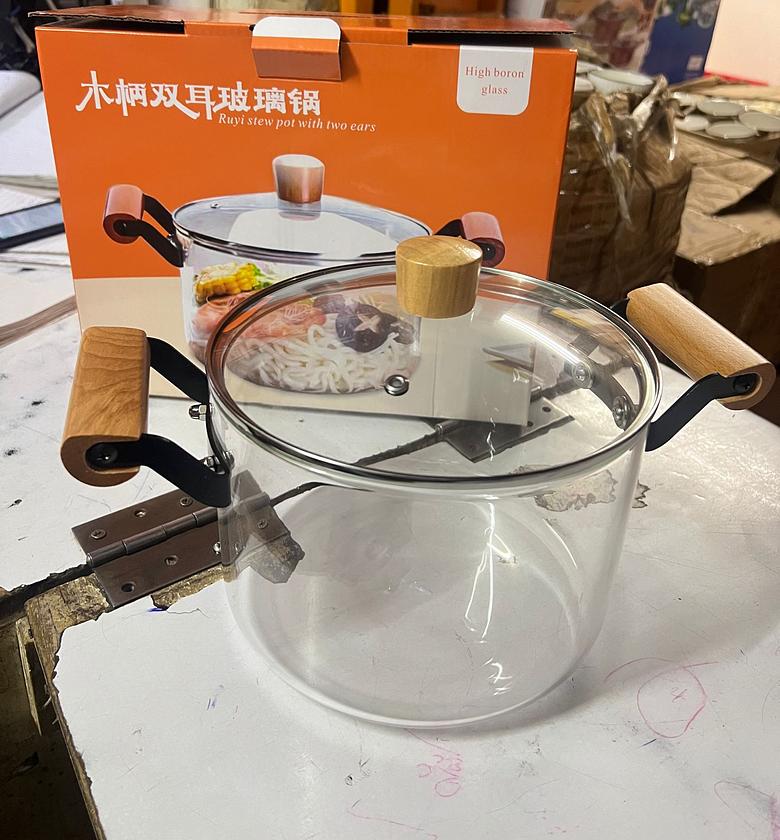 COOKING POT. 4.0 glass borosilicate cooking pot image