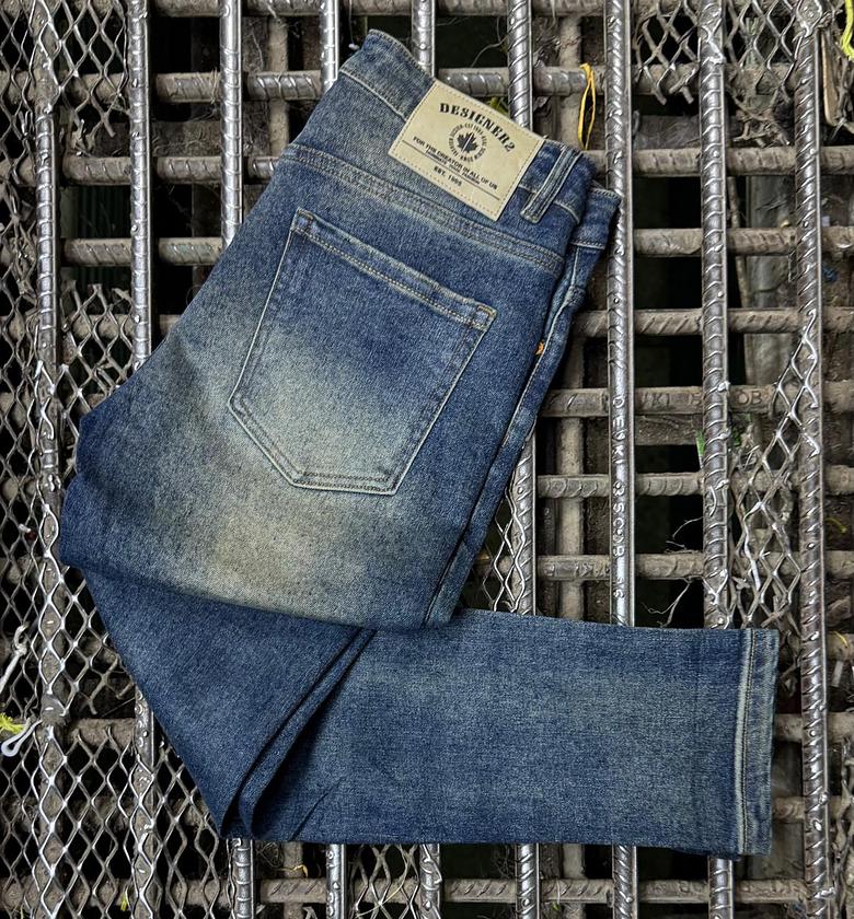 Good quality men denim jeans image
