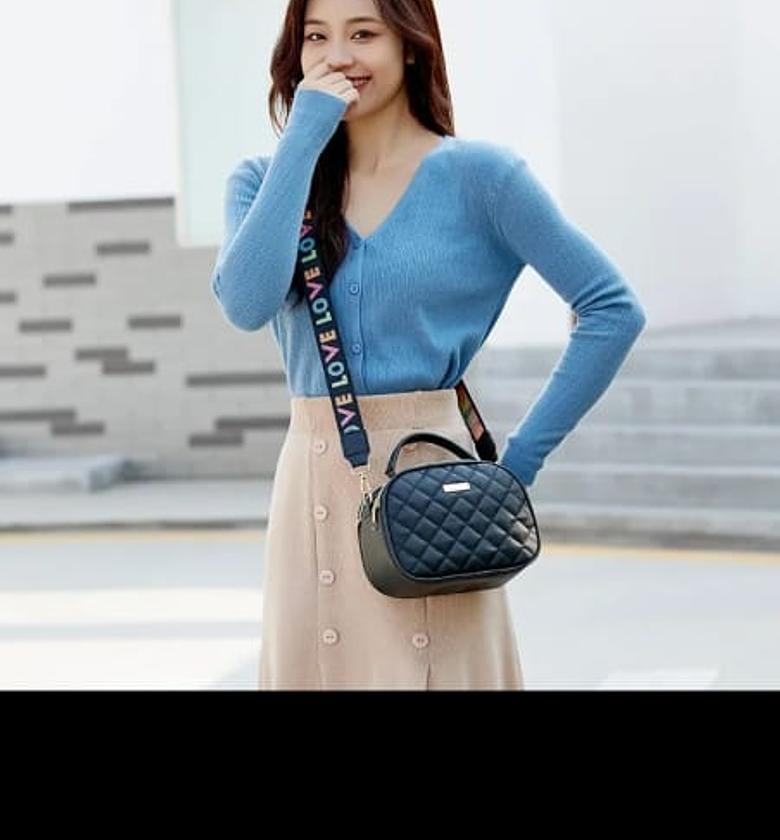 SHELL BAG. women's bag, diamond pattern embroidered crossbody handbag. image