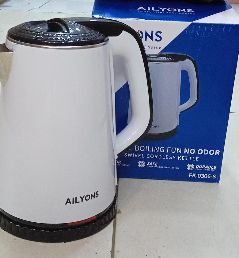AILYONS Automatic Electric Kettle White And Black Stainless Steel image