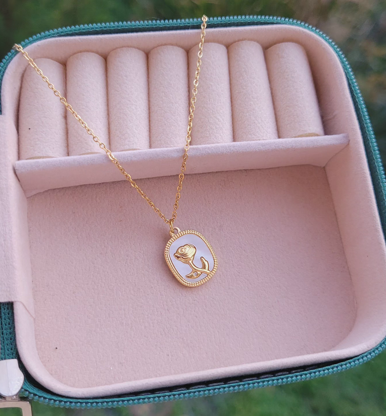 Rose necklace  image